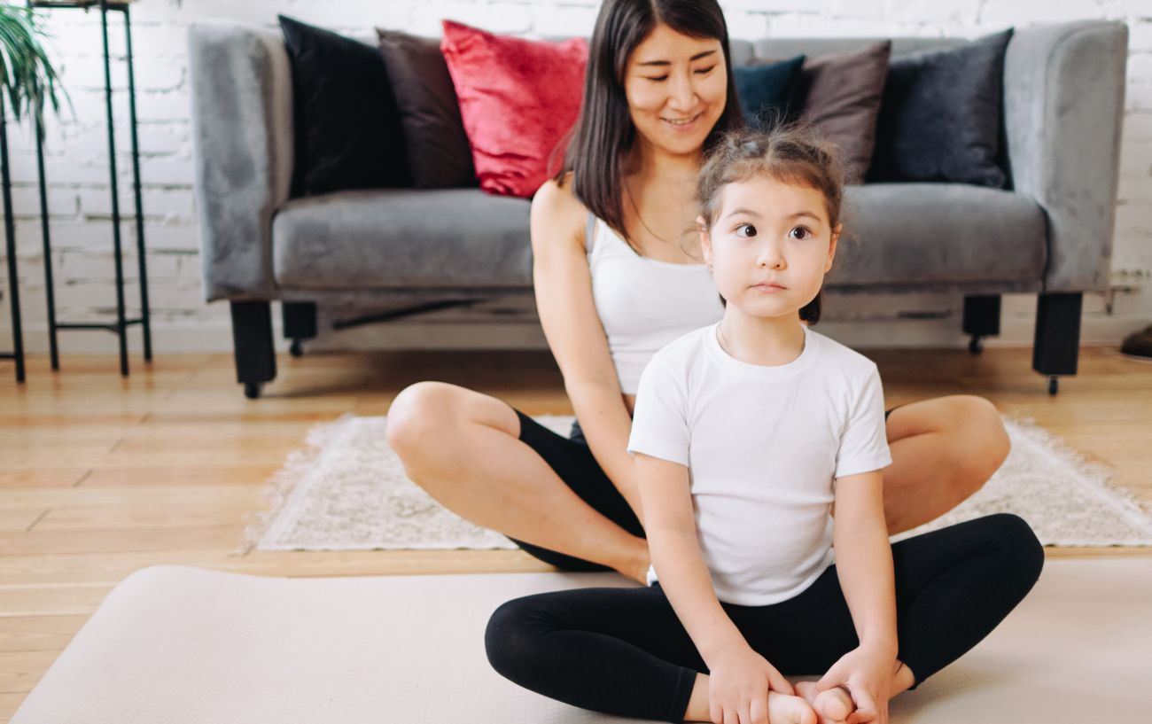 8 Easy Kid Yoga Poses For 2 That You Can Try At Home