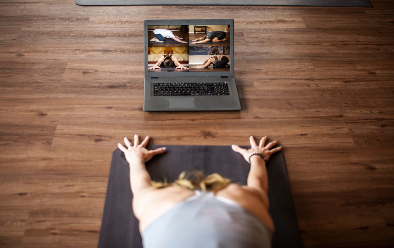 how-much-do-yoga-instructors-make-average-salaries-in-studio-online