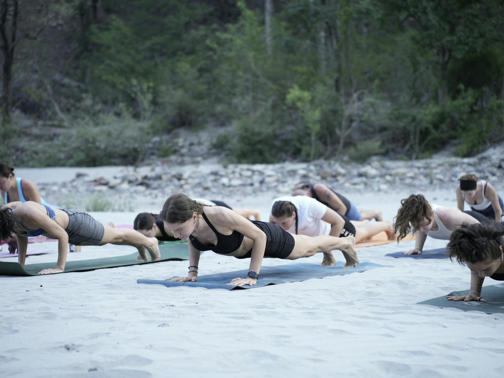 Yoga Anatomy for Teachers: A Complete Guide to the Spine