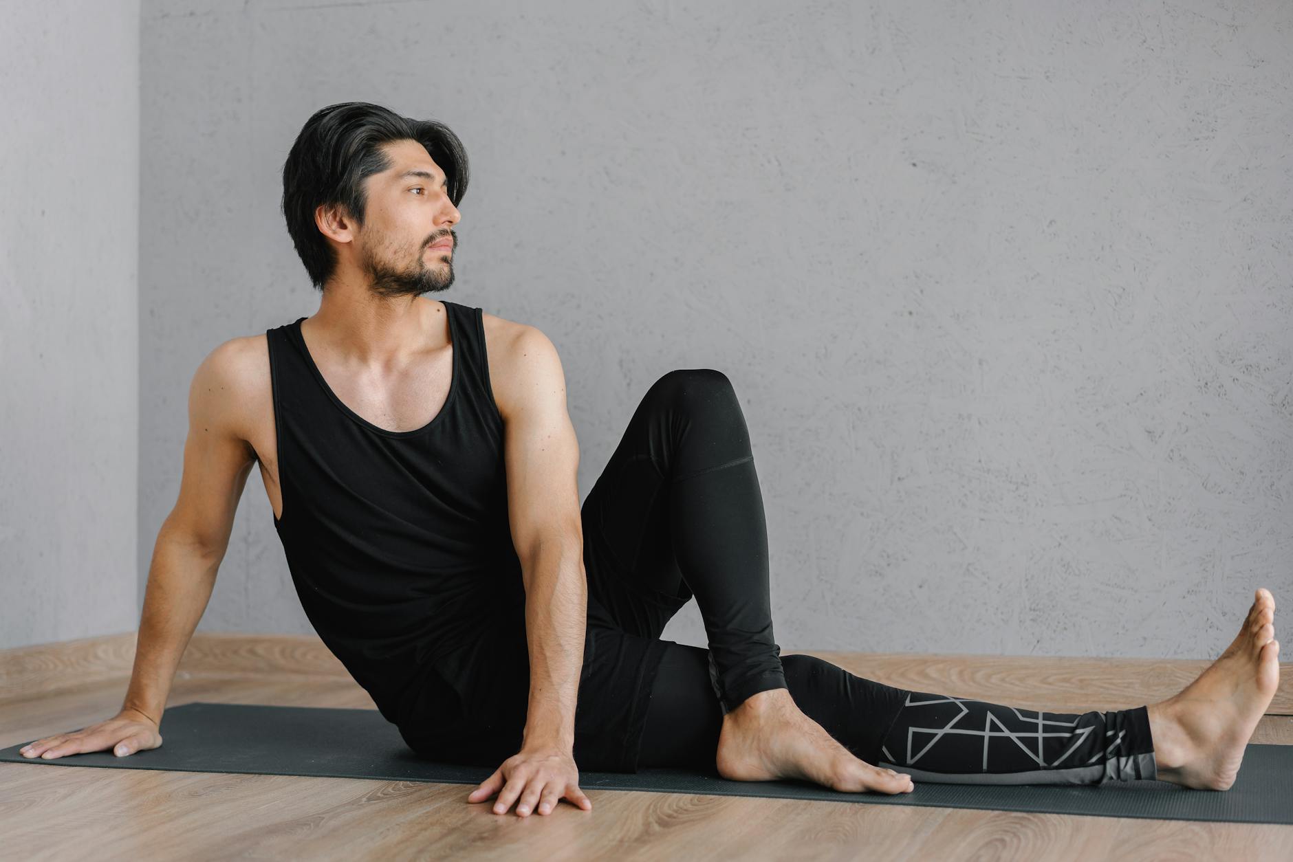 Yin Yoga: A Complete Guide to Deep Stretching and Stillness